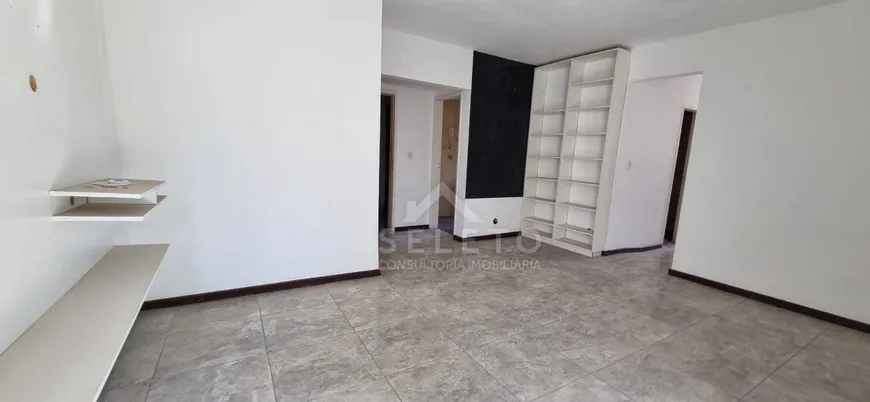 Foto 1 de Apartamento com 2 Quartos à venda, 71m² em Santa Rosa, Niterói