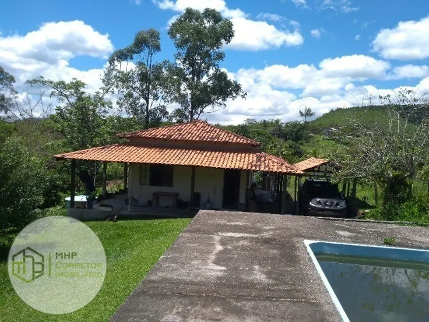 Foto 1 de Fazenda/Sítio com 2 Quartos à venda, 100m² em Curuzu Cabucu, Itaboraí