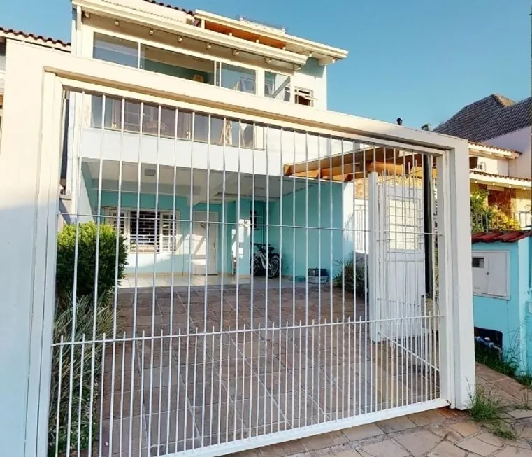 Foto 1 de Casa com 3 Quartos à venda, 230m² em Ipanema, Porto Alegre