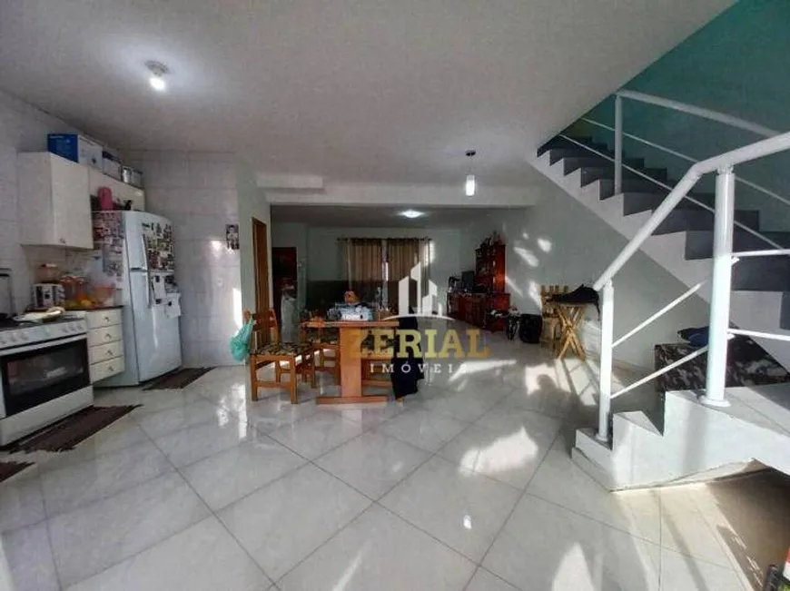 Foto 1 de Sobrado com 5 Quartos à venda, 150m² em Campestre, Santo André