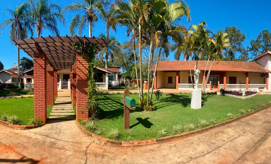 Foto 1 de Fazenda/Sítio com 6 Quartos à venda, 135000m² em Area Rural de Tatui, Tatuí