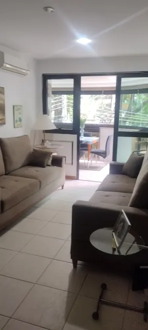 Foto 1 de Apartamento com 3 Quartos para alugar, 110m² em Barra da Tijuca, Rio de Janeiro