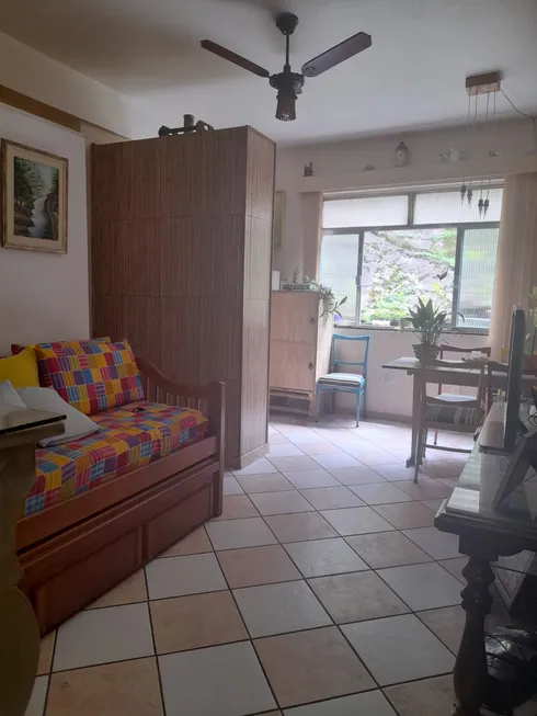 Foto 1 de Apartamento com 1 Quarto à venda, 45m² em Chácara Flora, Petrópolis