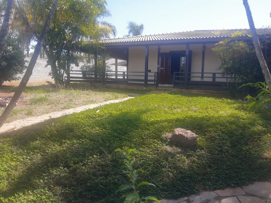 Foto 1 de Casa de Condomínio com 4 Quartos à venda, 260m² em Setor Habitacional Tororo, Brasília