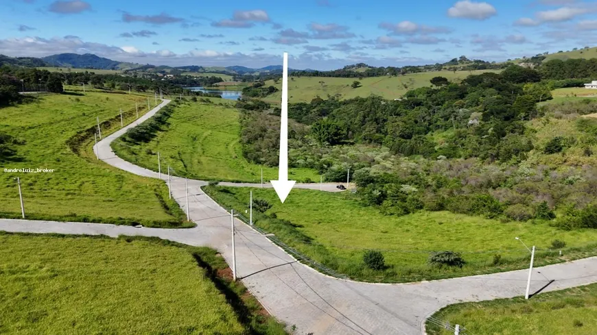 Foto 1 de Lote/Terreno à venda em Zona Rural, Joanópolis