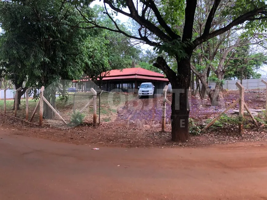 Foto 1 de Fazenda/Sítio com 3 Quartos à venda, 240m² em Chacara Represa de Miranda, Uberlândia