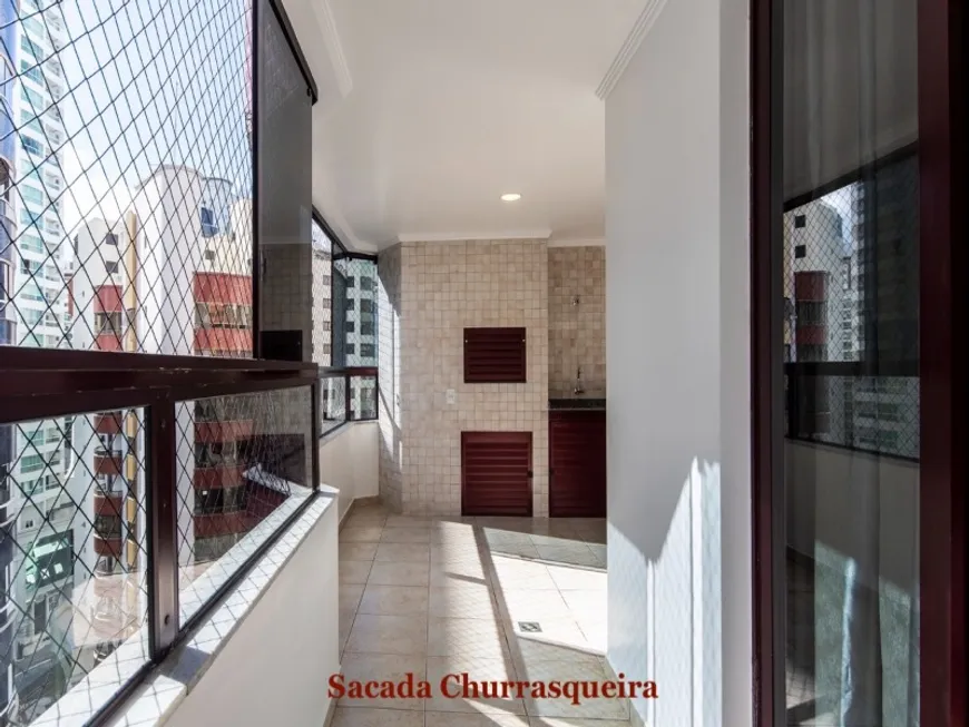 Foto 1 de Apartamento com 5 Quartos à venda, 350m² em Centro, Balneário Camboriú