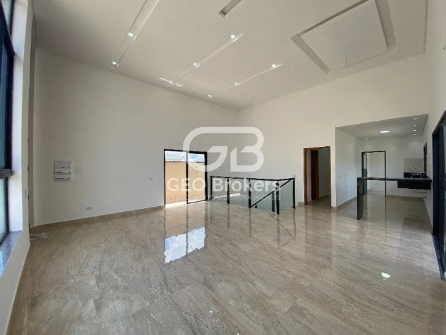 Foto 1 de Casa com 3 Quartos à venda, 256m² em Jardim Residencial Golden Park, Jacareí