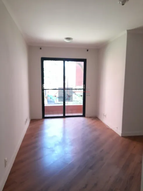 Foto 1 de Apartamento com 2 Quartos à venda, 55m² em Vila Castelo, São Paulo