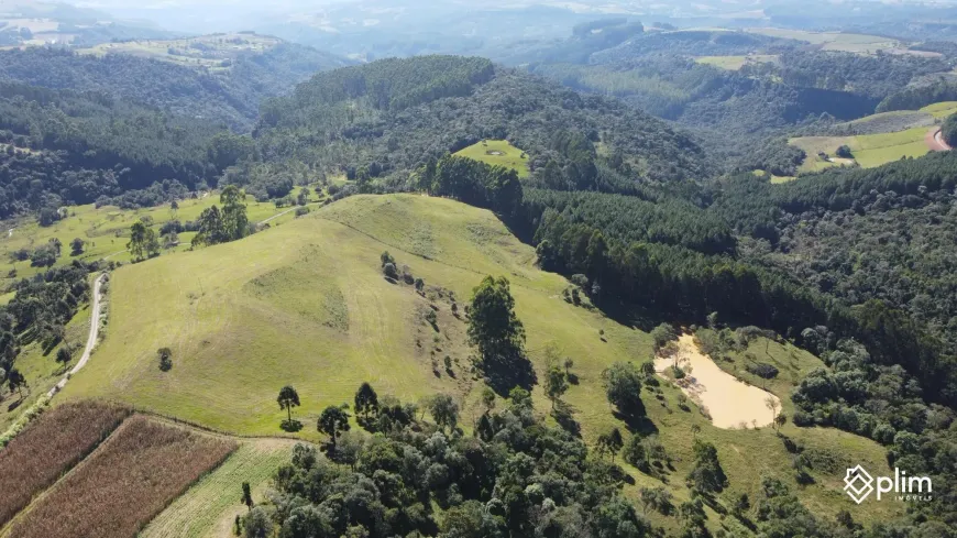 Foto 1 de Fazenda/Sítio com 1 Quarto à venda, 130000m² em Zona Rural, Bom Retiro