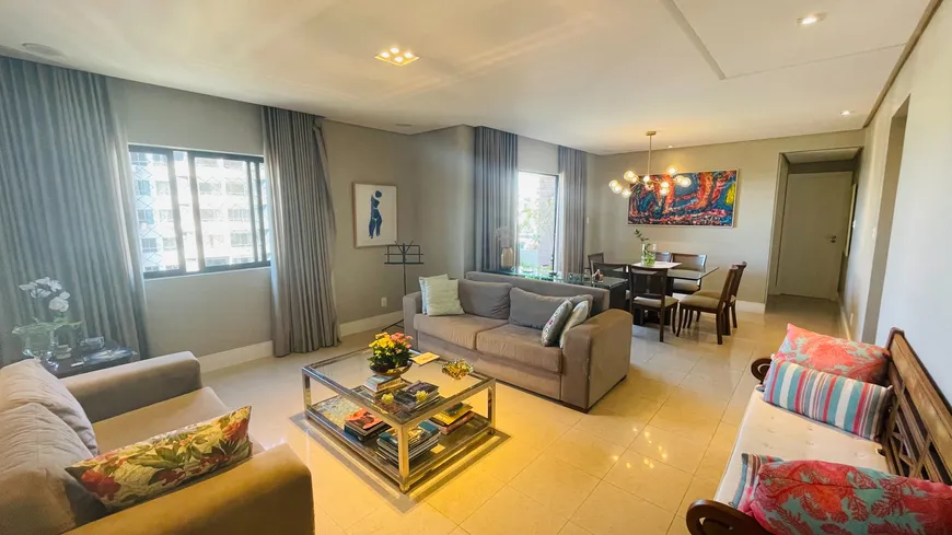 Foto 1 de Apartamento com 4 Quartos à venda, 149m² em Pituba, Salvador