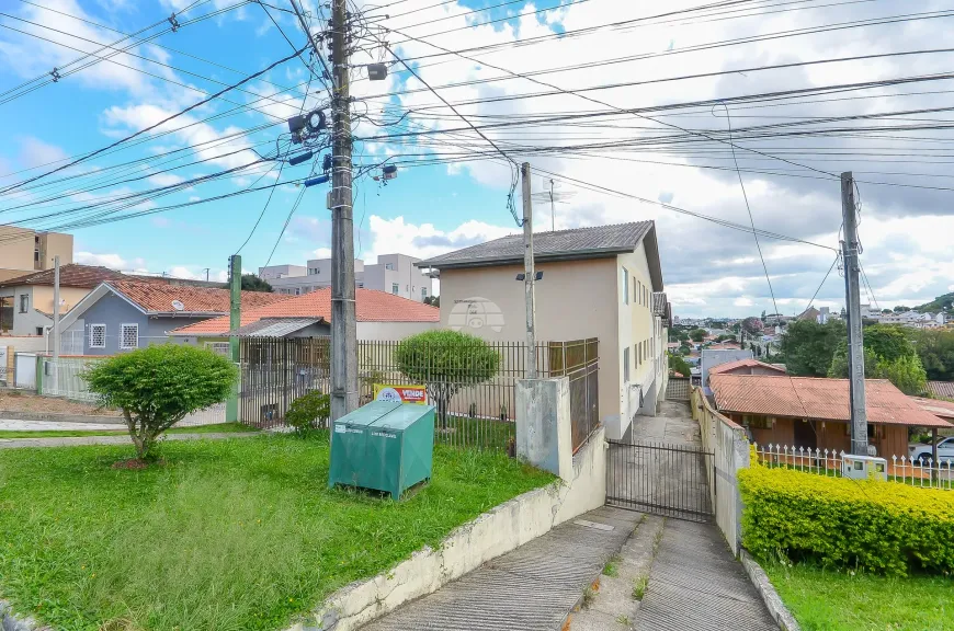 Foto 1 de Apartamento com 2 Quartos à venda, 41m² em Tingui, Curitiba