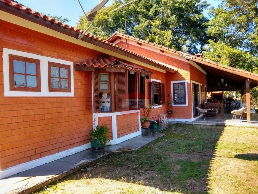 Foto 1 de Fazenda/Sítio com 5 Quartos à venda, 281m² em Recanto Verde, Itapevi