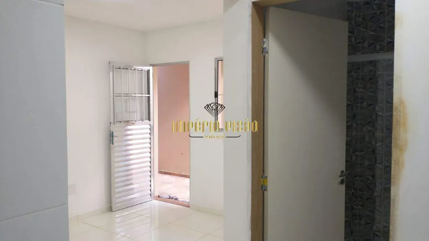Foto 1 de Kitnet com 1 Quarto para alugar, 32m² em Vila Fátima, Suzano