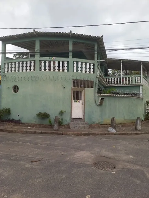 Foto 1 de Sobrado com 2 Quartos à venda, 225m² em Bangu, Rio de Janeiro