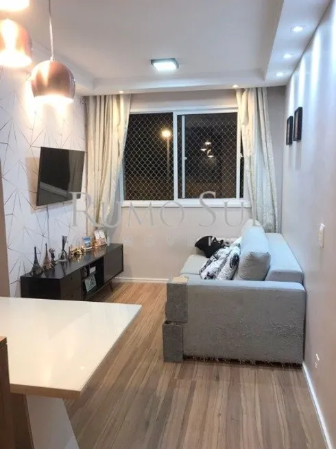 Foto 1 de Apartamento com 2 Quartos para alugar, 42m² em Capão Redondo, São Paulo