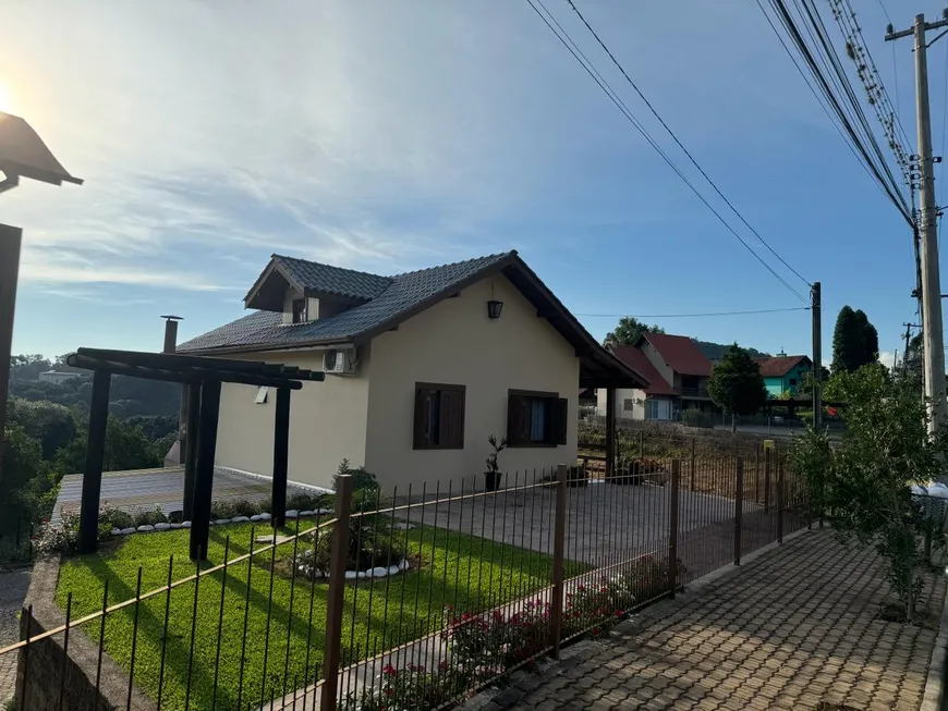 Foto 1 de Casa com 3 Quartos à venda, 132m² em Pousada da neve, Nova Petrópolis