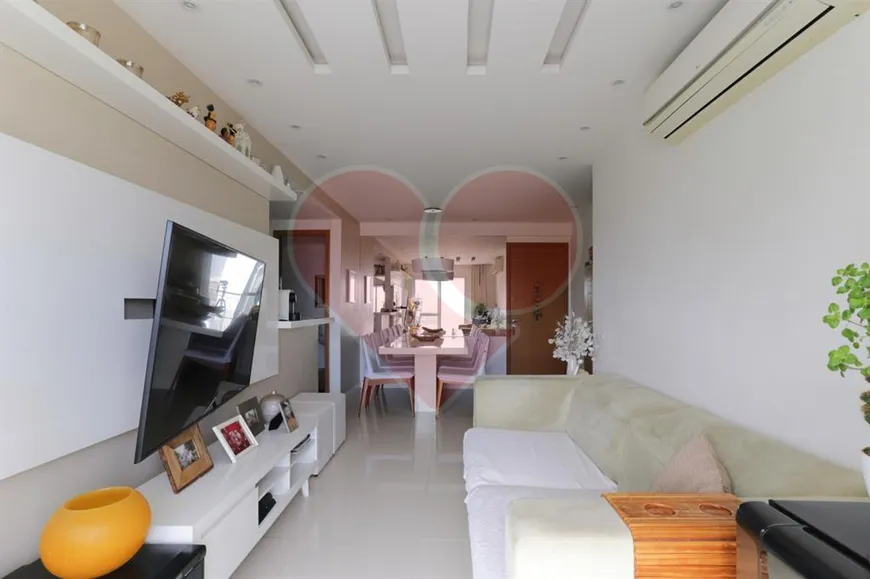 Foto 1 de Apartamento com 3 Quartos à venda, 91m² em Barra da Tijuca, Rio de Janeiro