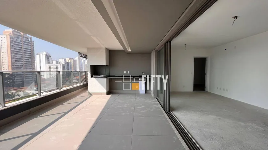 Foto 1 de Apartamento com 3 Quartos à venda, 158m² em Brooklin, São Paulo