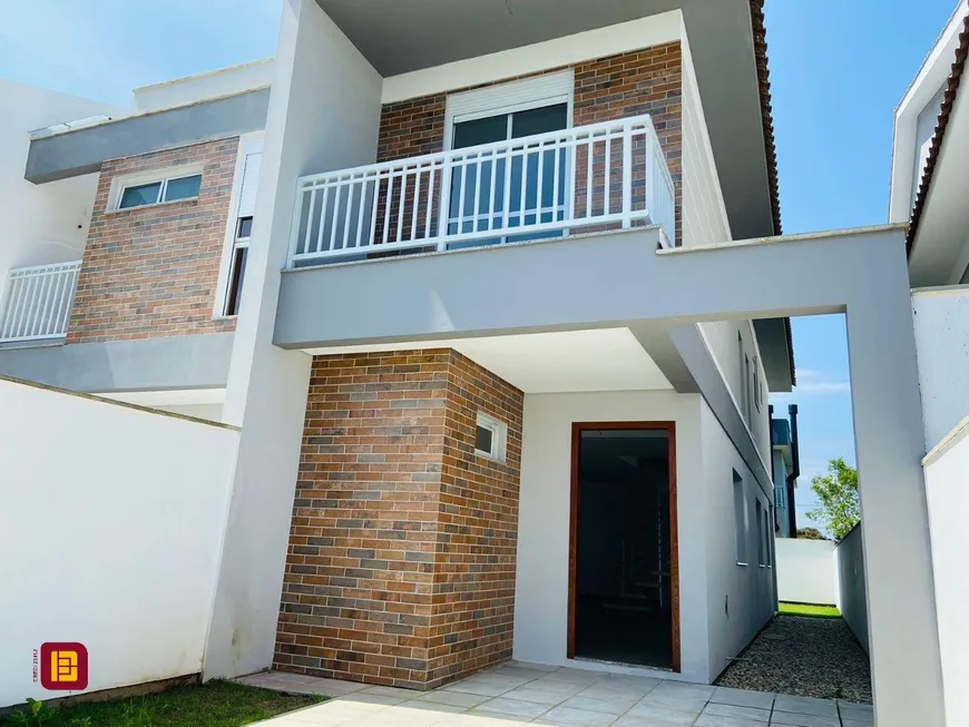 Foto 1 de Casa com 3 Quartos à venda, 172m² em Campeche, Florianópolis