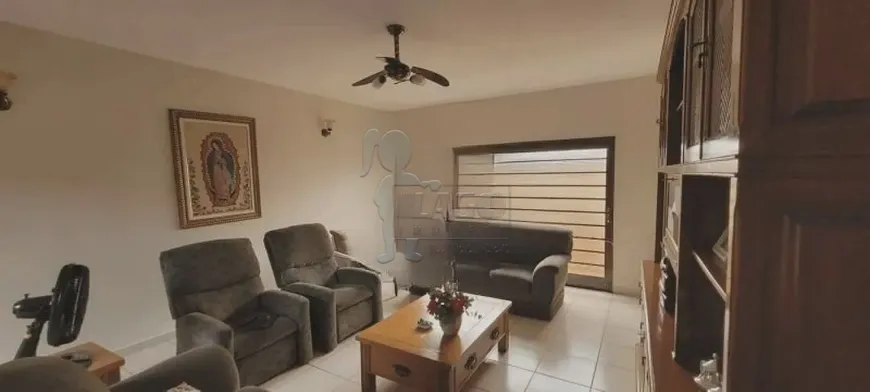 Foto 1 de Casa com 3 Quartos à venda, 158m² em Jardim Palma Travassos, Ribeirão Preto