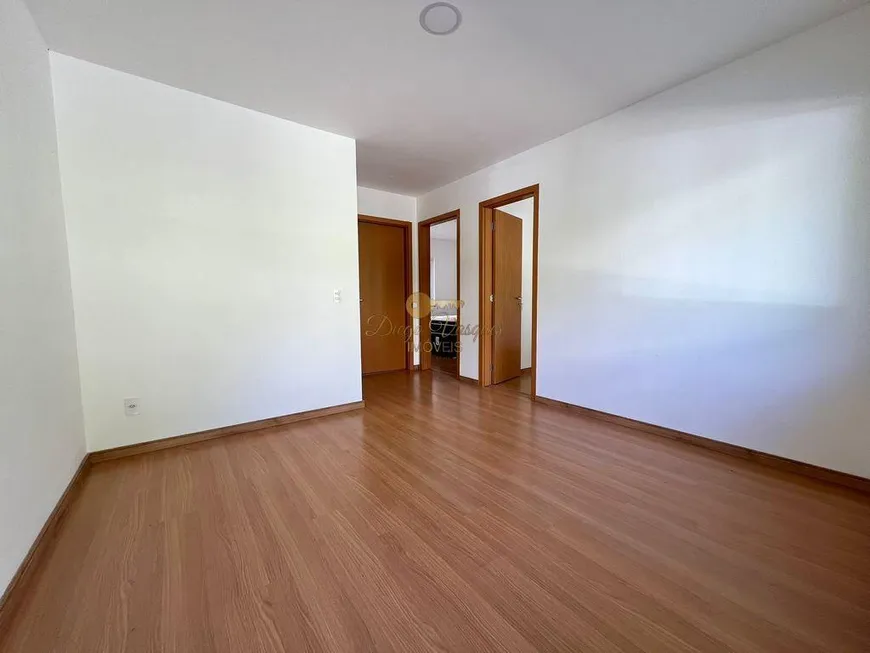 Foto 1 de Apartamento com 2 Quartos à venda, 47m² em Pimenteiras, Teresópolis