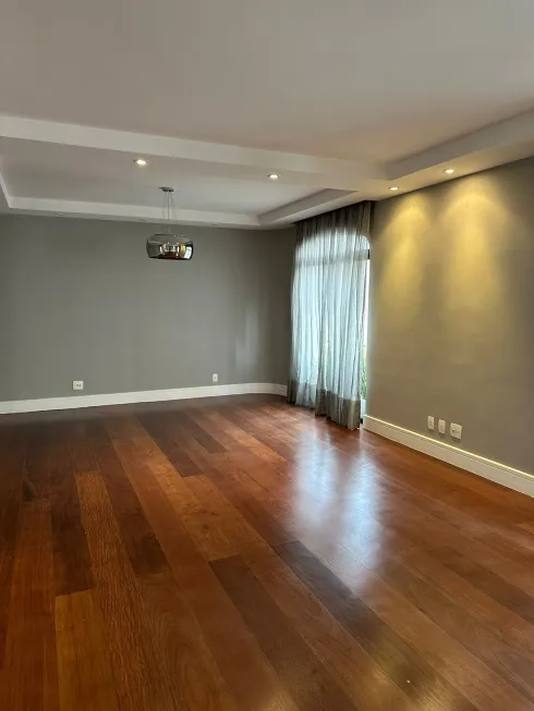 Foto 1 de Apartamento com 3 Quartos para alugar, 150m² em Jardim Paulista, São Paulo