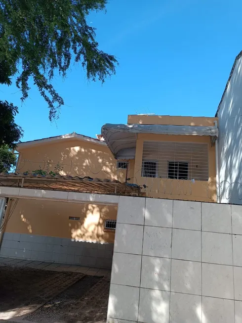 Foto 1 de Imóvel Comercial com 3 Quartos para alugar, 123m² em Pina, Recife