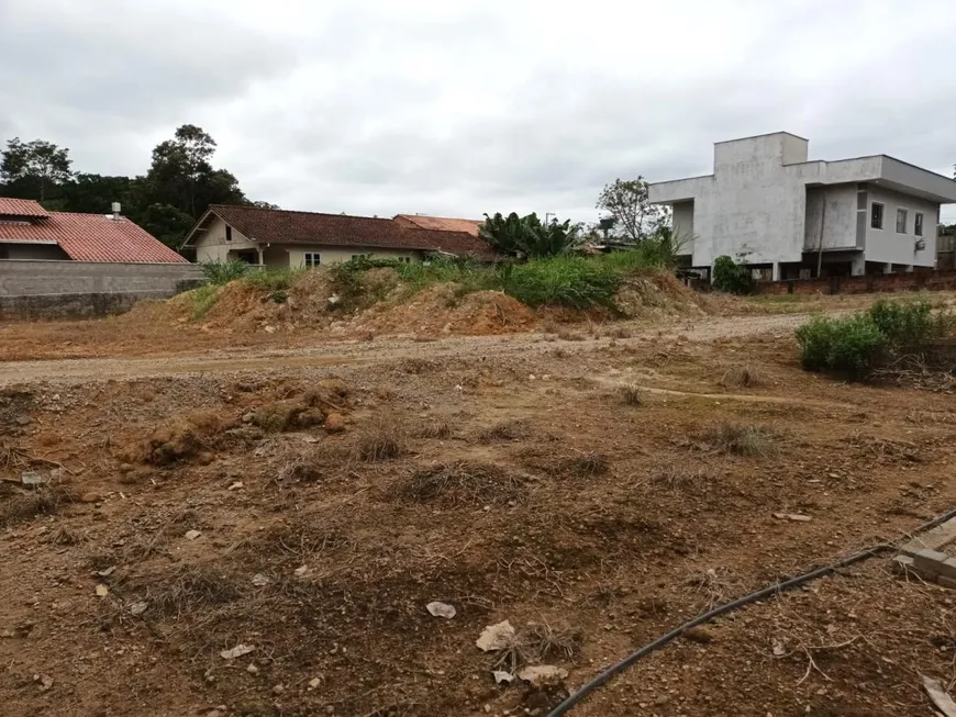 Foto 1 de Lote/Terreno à venda, 1657m² em Corticeira, Guaramirim