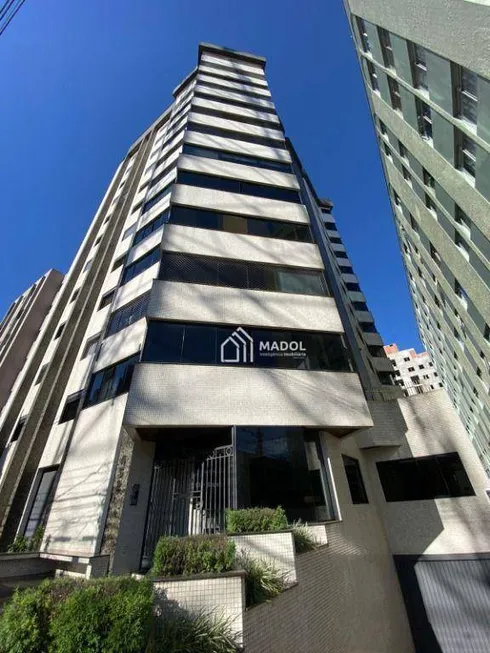 Foto 1 de Apartamento com 3 Quartos à venda, 275m² em Centro, Ponta Grossa