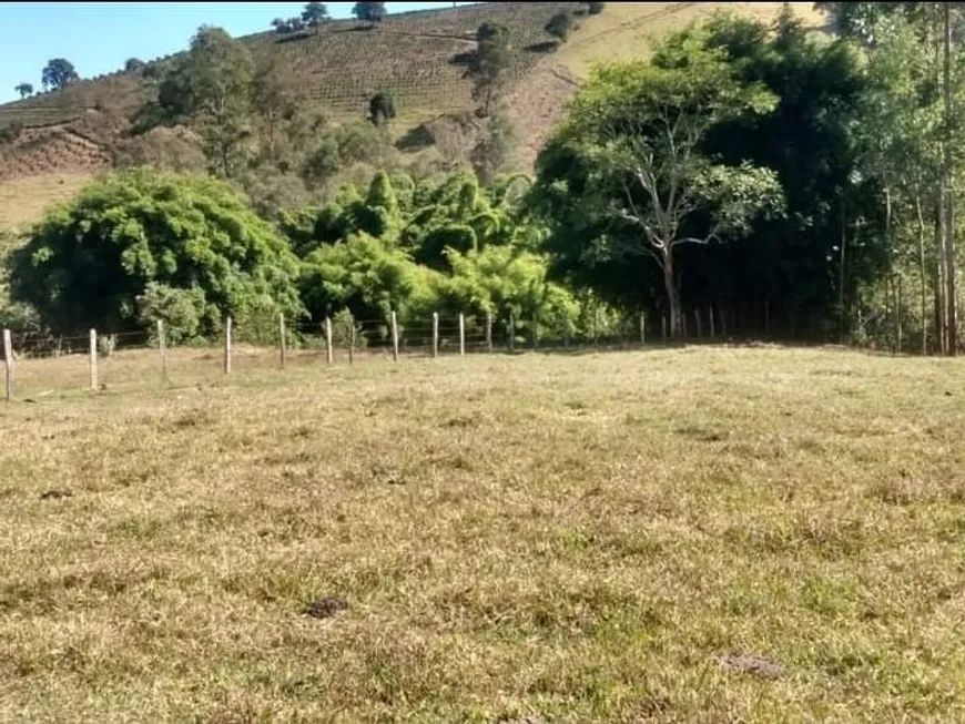 Foto 1 de Fazenda/Sítio à venda, 16400m² em Zona Rural, São José do Alegre