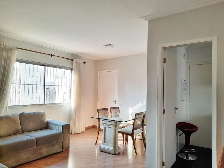 Foto 1 de Apartamento com 3 Quartos à venda, 86m² em Vila Olímpia, São Paulo