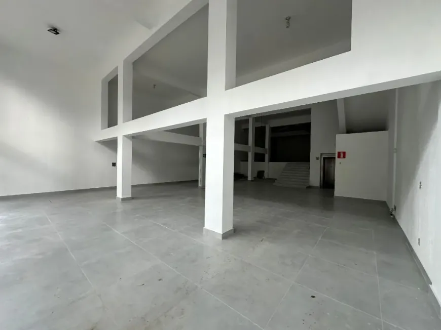 Foto 1 de Ponto Comercial para alugar, 700m² em Floresta, Belo Horizonte