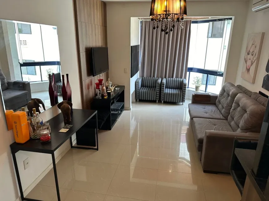 Foto 1 de Apartamento com 1 Quarto à venda, 43m² em Jurerê, Florianópolis