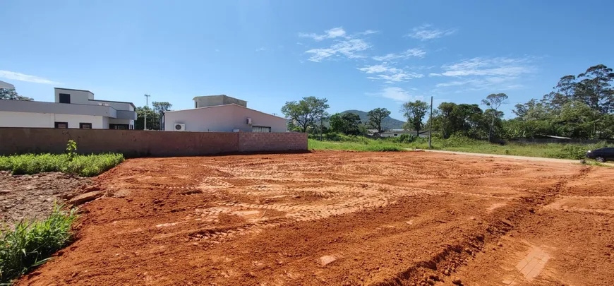 Foto 1 de Lote/Terreno à venda, 450m² em Praia de Fora, Palhoça