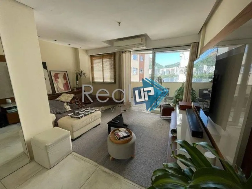 Foto 1 de Apartamento com 1 Quarto à venda, 86m² em Lagoa, Rio de Janeiro