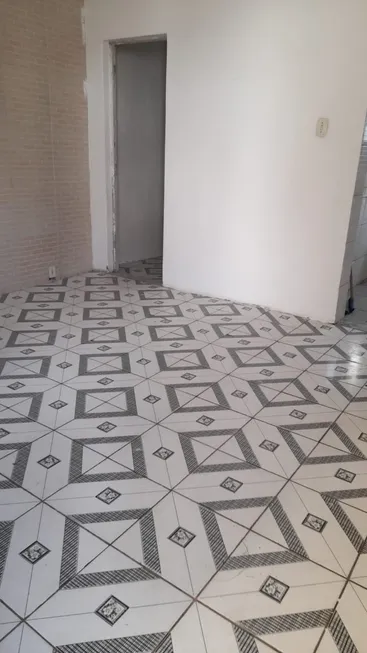 Foto 1 de Casa com 2 Quartos à venda, 80m² em Saúde, Salvador