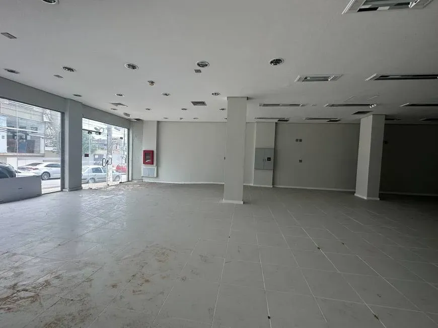 Foto 1 de Ponto Comercial para alugar, 600m² em Centro, Macaé