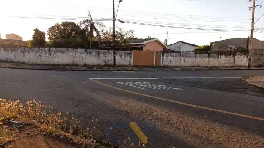 Foto 1 de Casa com 3 Quartos à venda, 150m² em Bandeirantes, Londrina