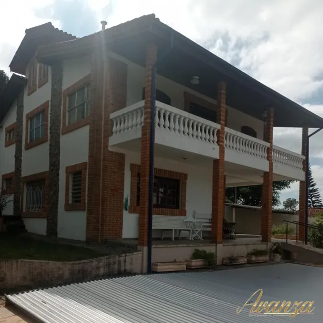 Foto 1 de Fazenda/Sítio com 3 Quartos à venda, 430m² em , Aracoiaba da Serra