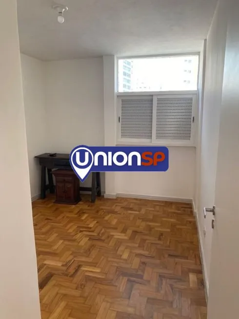 Foto 1 de Apartamento com 2 Quartos à venda, 40m² em Aclimação, São Paulo