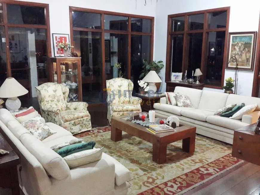 Foto 1 de Casa de Condomínio com 4 Quartos à venda, 437m² em Condomínio Iolanda, Taboão da Serra