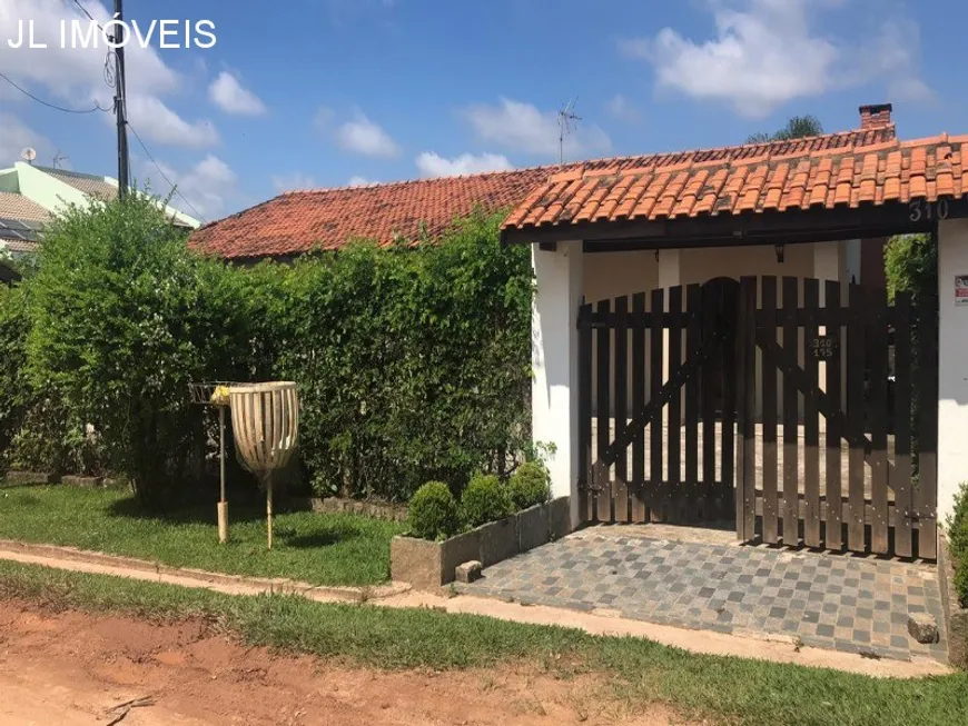 Foto 1 de Fazenda/Sítio com 3 Quartos à venda, 240m² em Ville Saint James I, Campo Limpo Paulista