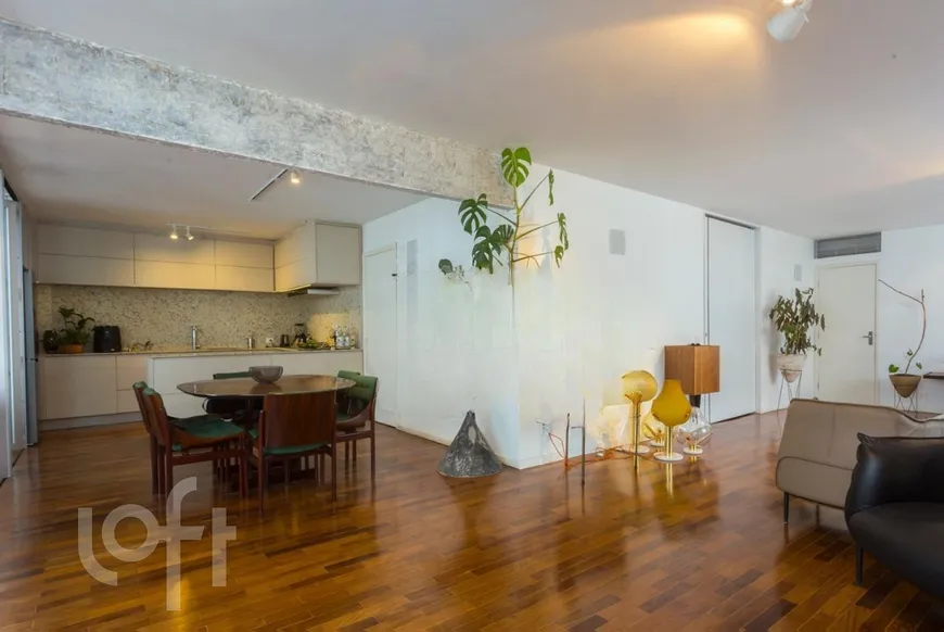 Foto 1 de Apartamento com 2 Quartos à venda, 198m² em Jardim América, São Paulo