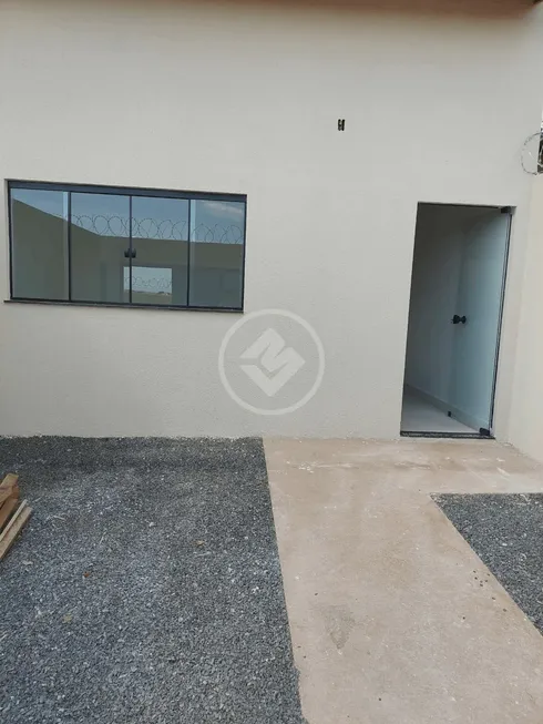 Foto 1 de Casa com 2 Quartos à venda, 63m² em Jardim Ipanema, Uberlândia