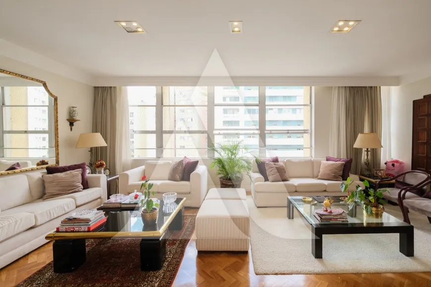 Foto 1 de Apartamento com 4 Quartos para venda ou aluguel, 275m² em Higienópolis, São Paulo