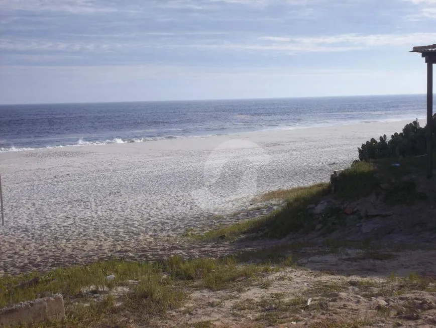 Foto 1 de Lote/Terreno à venda, 600m² em Praia Sêca, Araruama