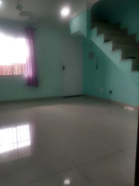 Foto 1 de Casa de Condomínio com 2 Quartos à venda, 82m² em Jaragua, São Paulo