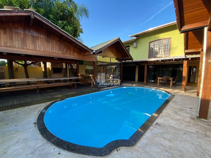 Foto 1 de Casa com 2 Quartos à venda, 150m² em Praia Alegre, Penha