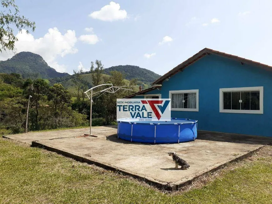 Foto 1 de Casa com 3 Quartos para alugar, 200m² em Residencial Village Serrano, São Bento do Sapucaí